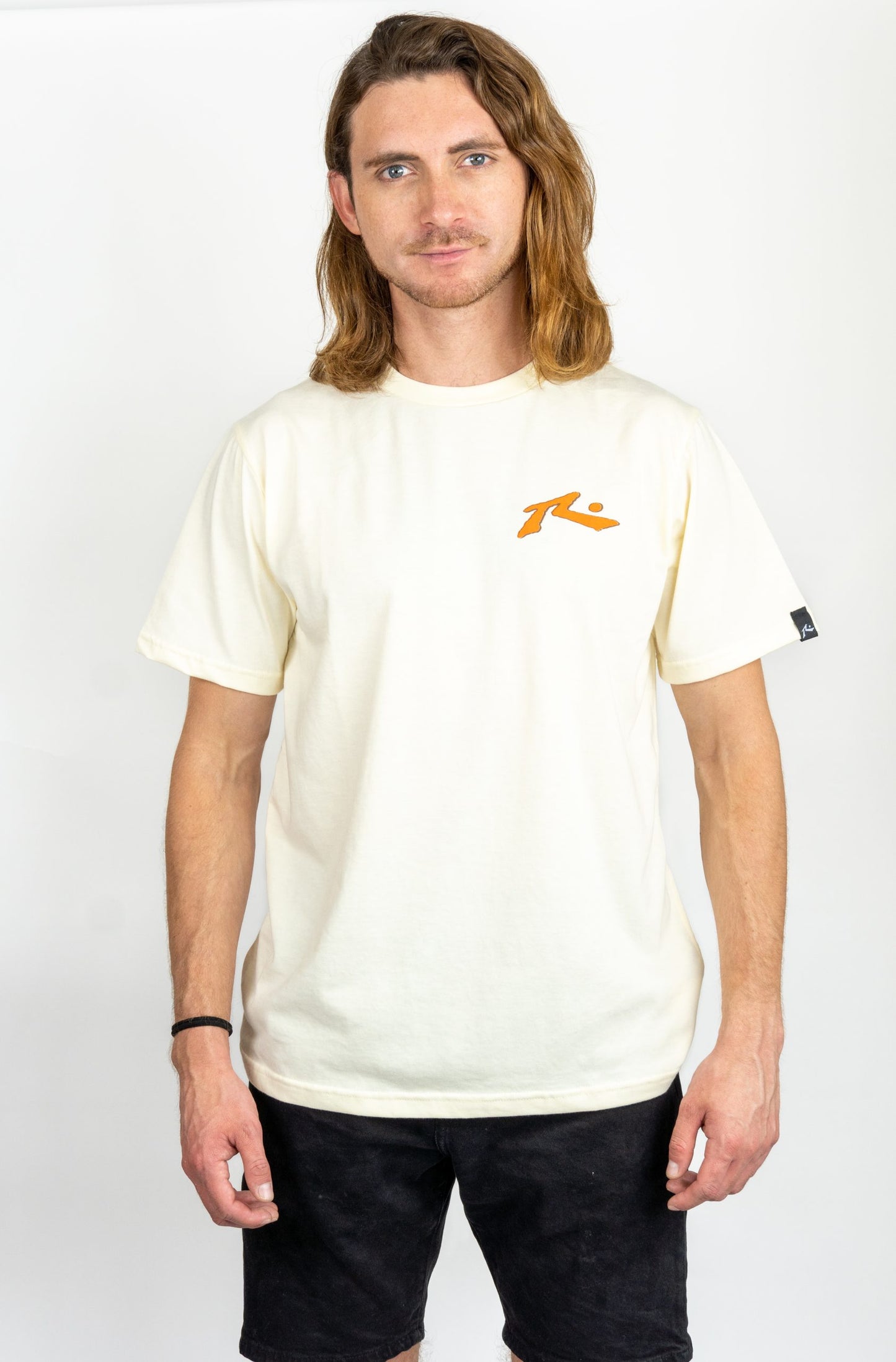 Polera Billboard Crema