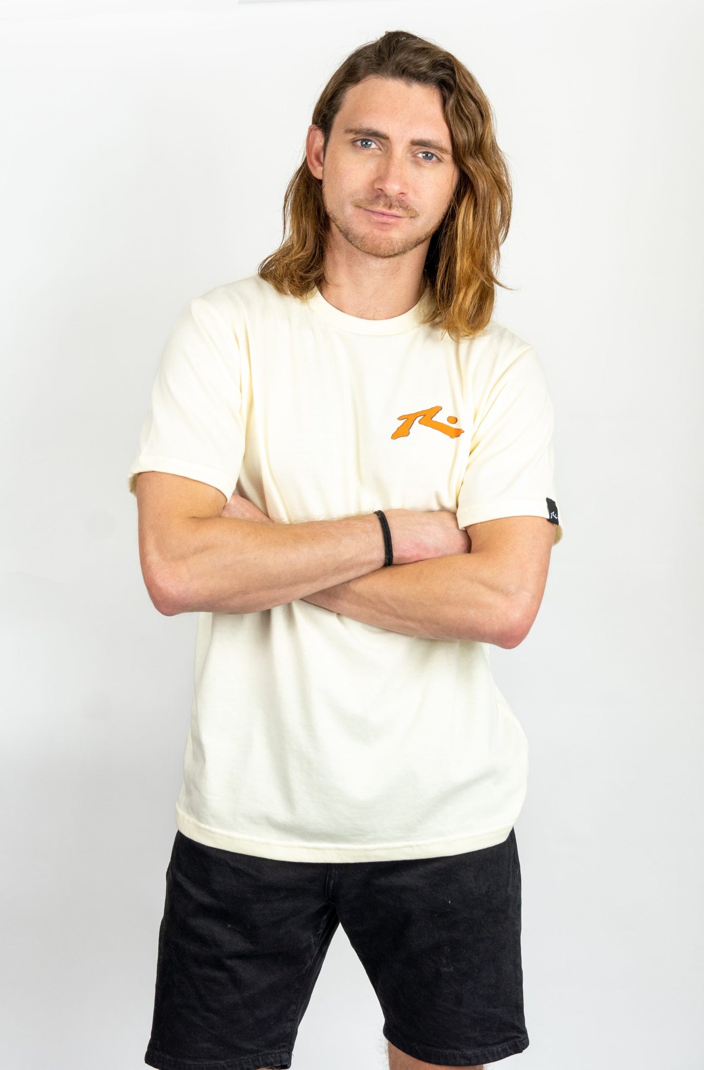Polera Billboard Crema