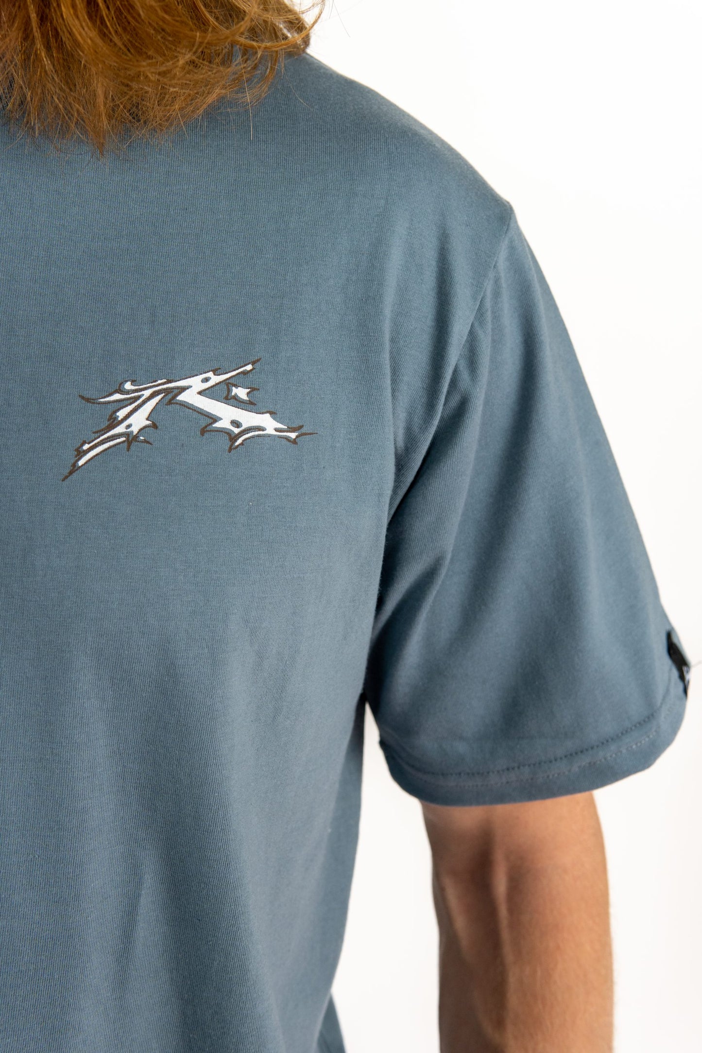 Polera Brass Grafito